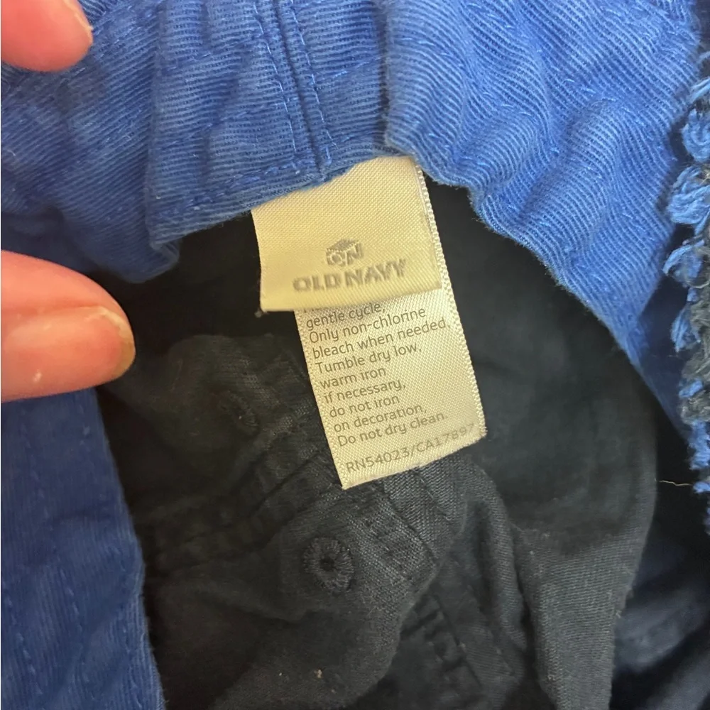 Old‎ Navy Navy and Floral Unbranded Kids Bucket Hat